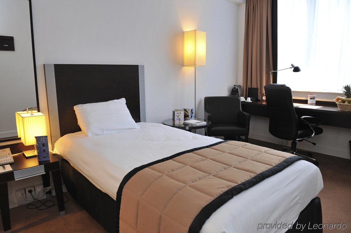 Progress Hotel Saint-Josse-ten-Noode Oda fotoğraf